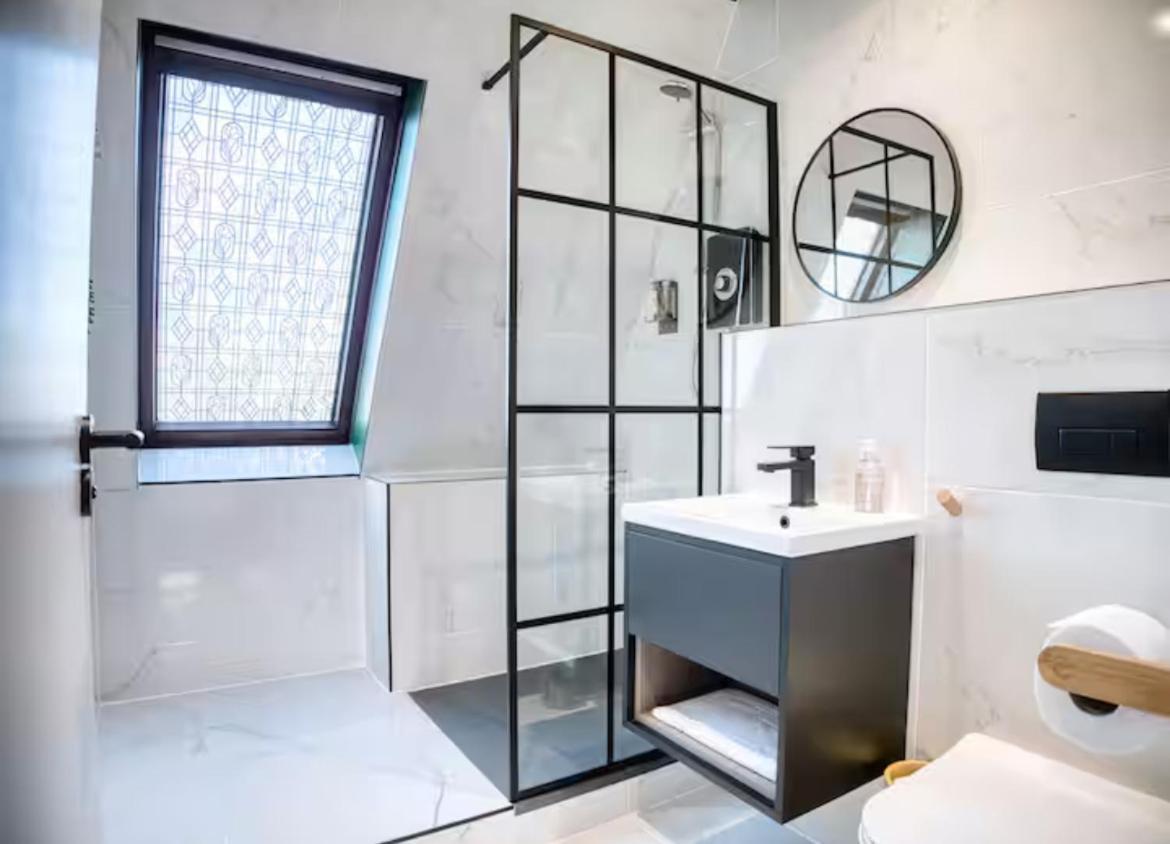 The Zen Den With Hot Tub And Garden Villa Londra Dış mekan fotoğraf