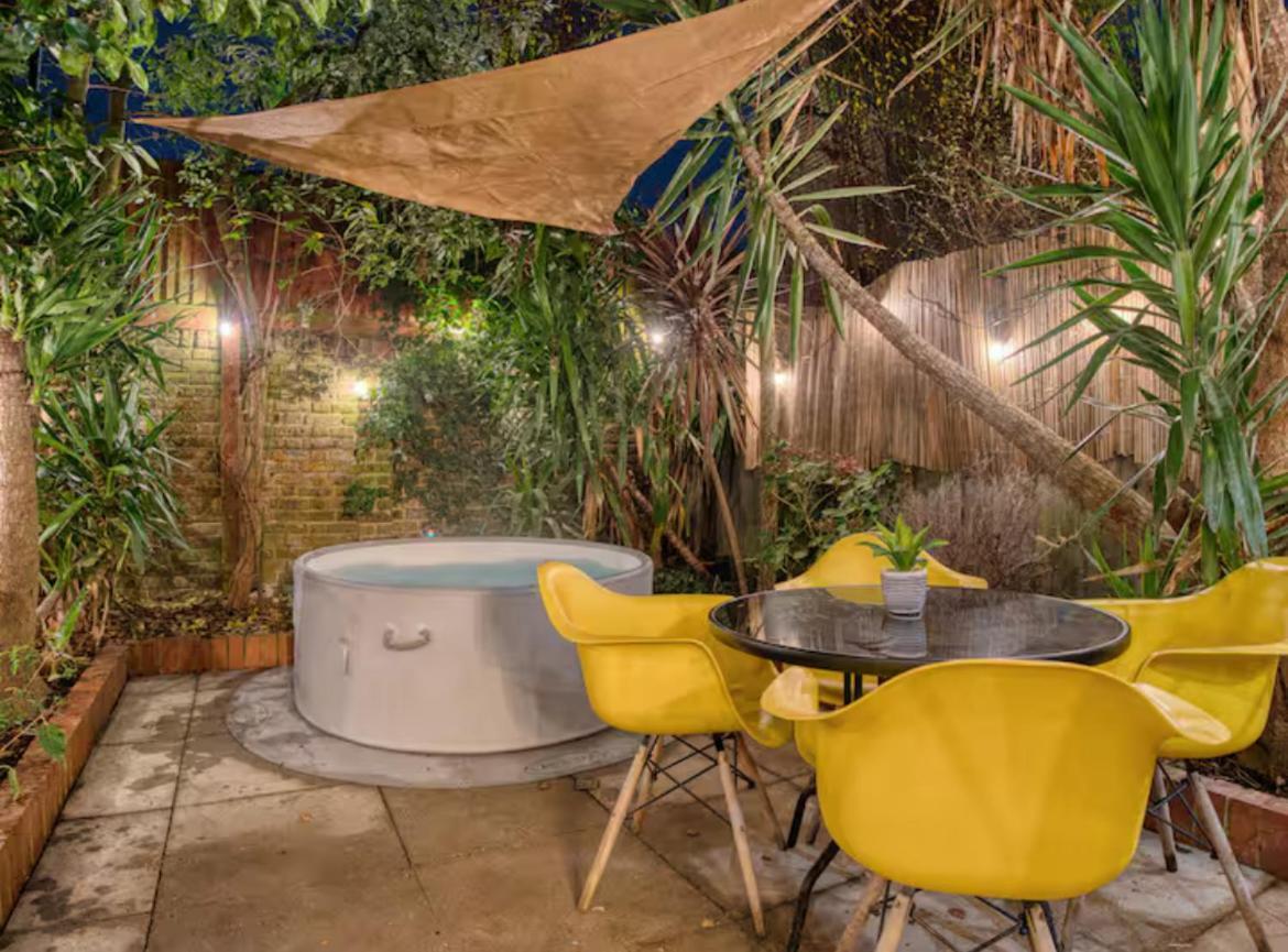The Zen Den With Hot Tub And Garden Villa Londra Dış mekan fotoğraf